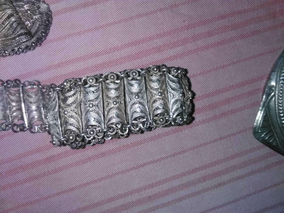 Продавам Филигранен сребърен колан с позлата и гранулация България