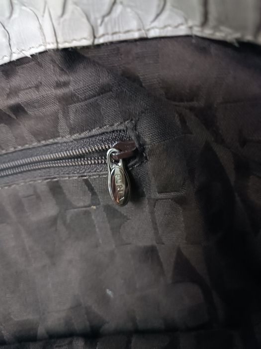 Furla. - чанта ест.кожа-намалена !