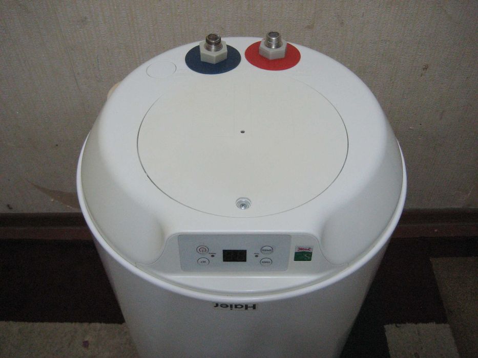 Haier 80L водонагреватель накопительный отличном рабочим состоянии!