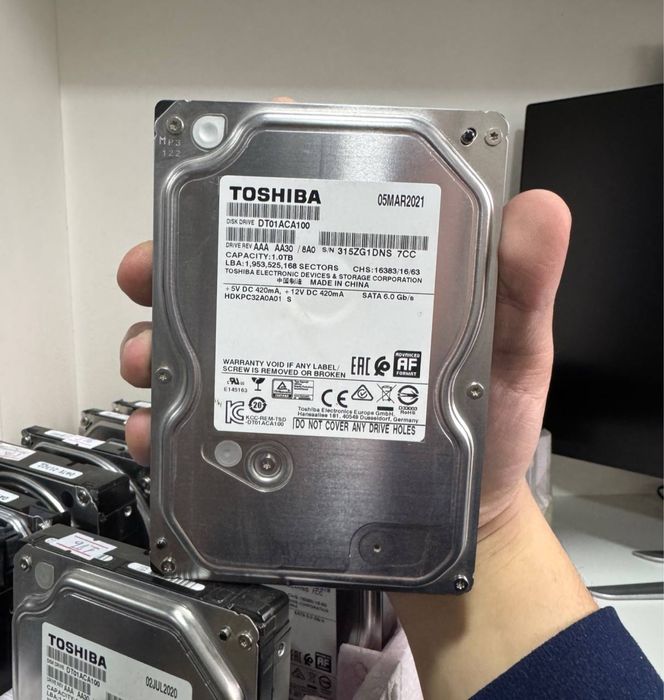 Tishiba seagate hdd 1Tb 100%100 50ta bor