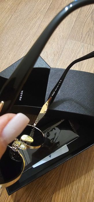 Sunglasses women