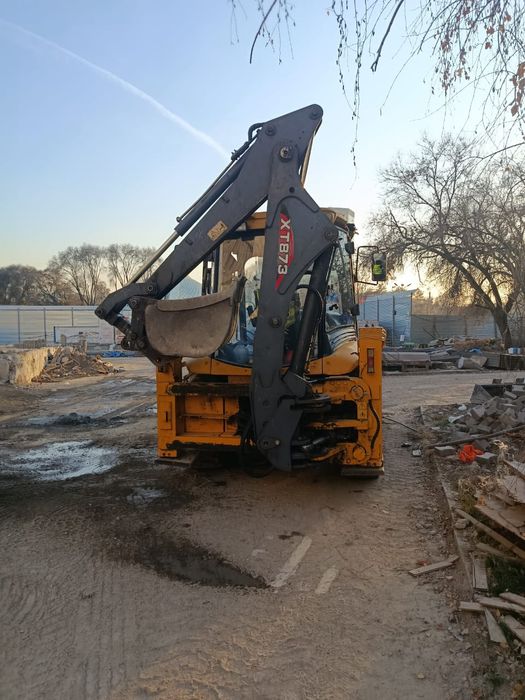 Аренда экскаватора погрузчика