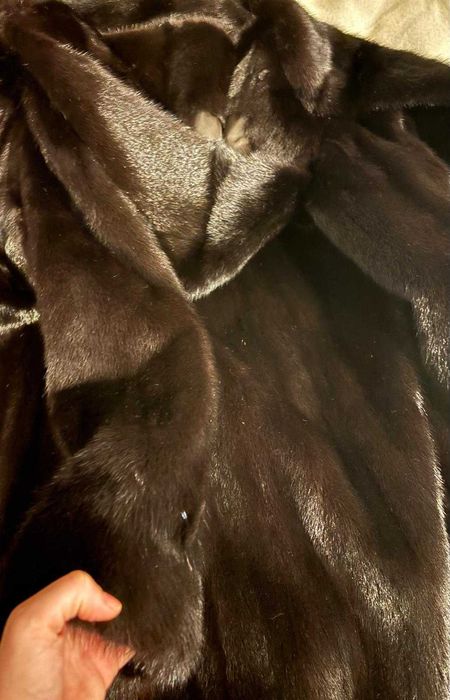Haină din blană naturală de nurcă – ca nouă
