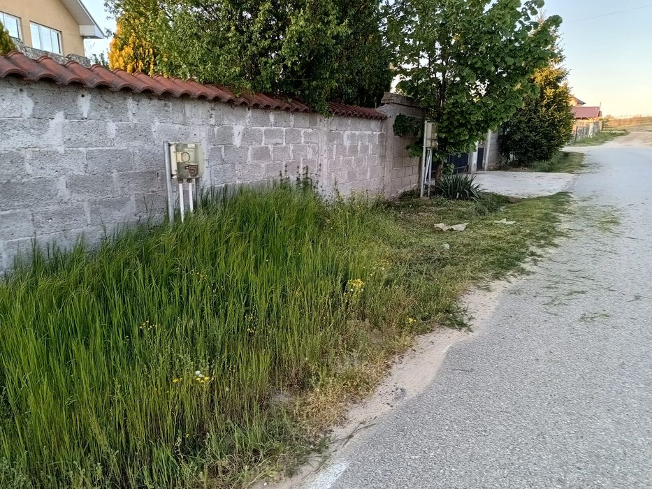 Teren intravilan 534 mp cu toate utilitatile pe teren langa Craiova