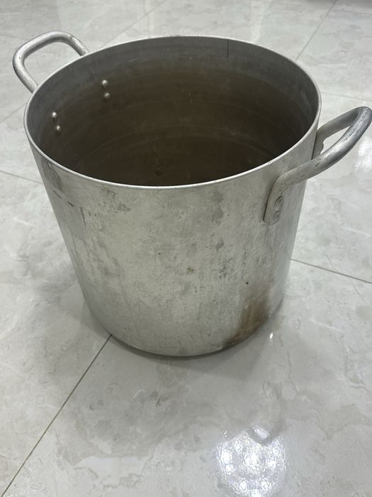 Кастрюля алюминевая
