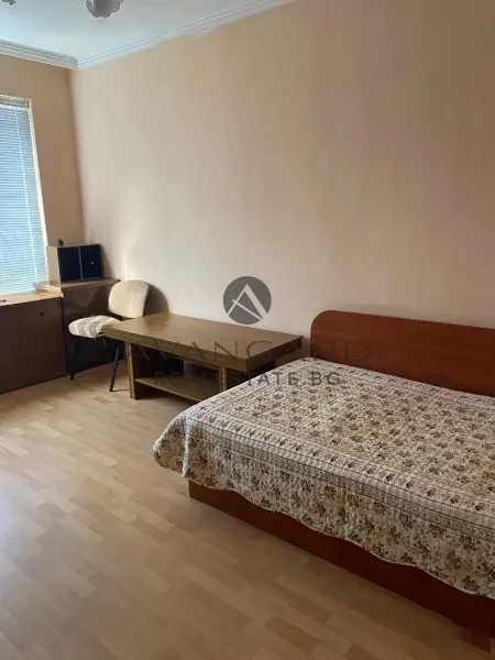 Продава се Тристаен апартамент в Пловдив, Кючук Париж - 89 кв.м за 1618 €/кв.м - Снимка #4