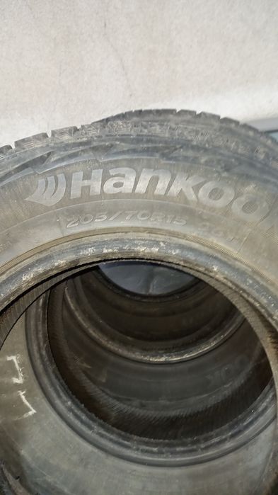 Шины зимние комплект