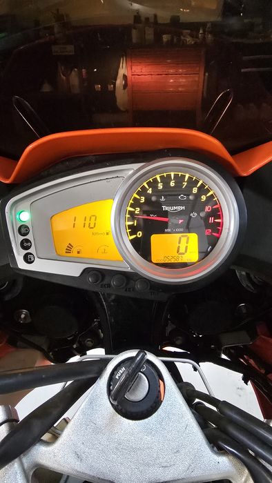 Triumph tiger 1050