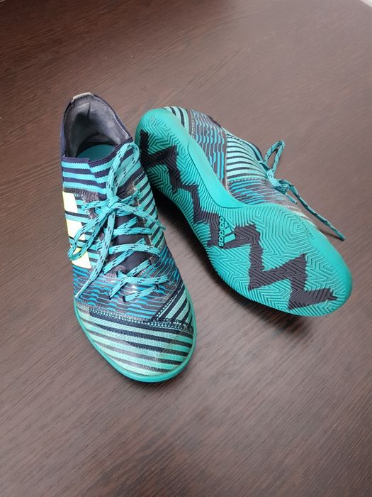 Футзалки Адидас р. 37