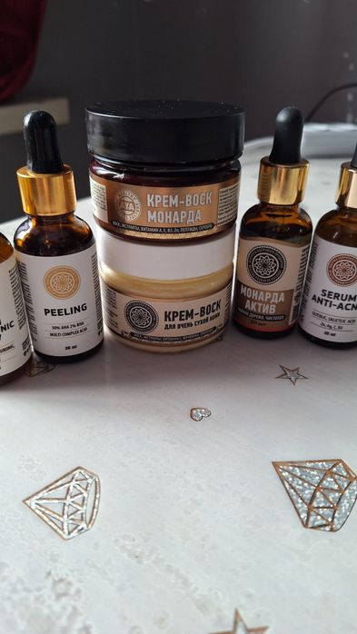 Продаю набор для лица и рук.