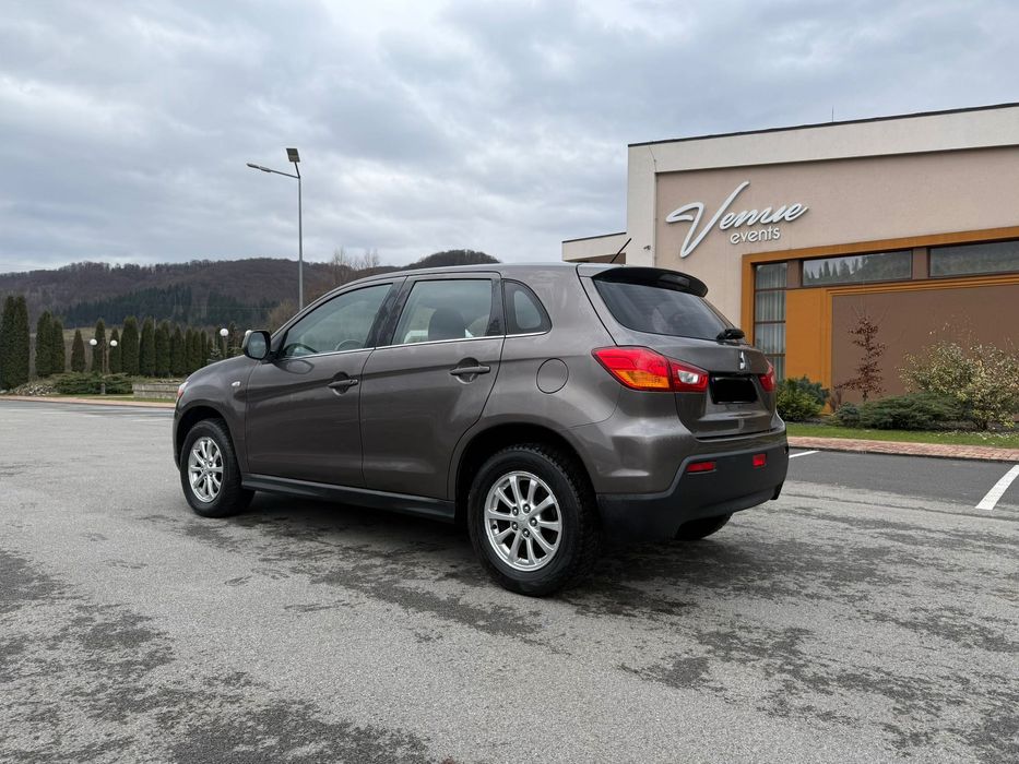 Vand Mitsubishi ASX // 4x4