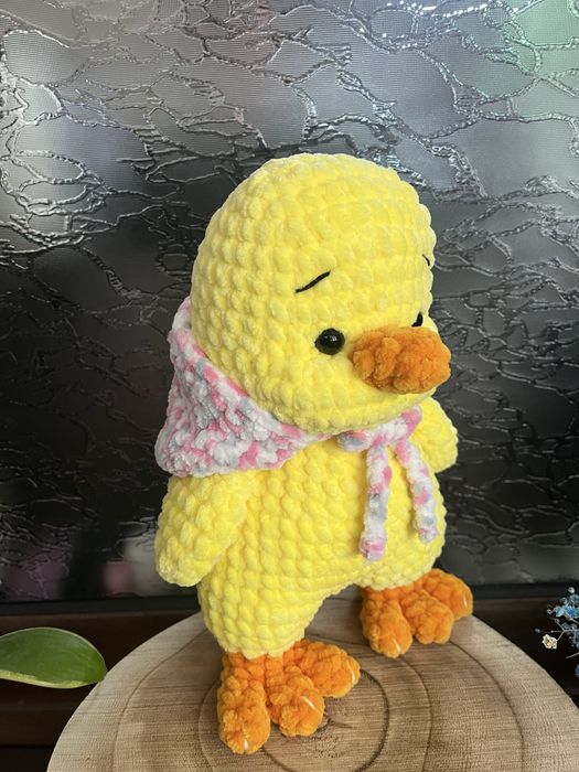 Плетена играчка пиленце