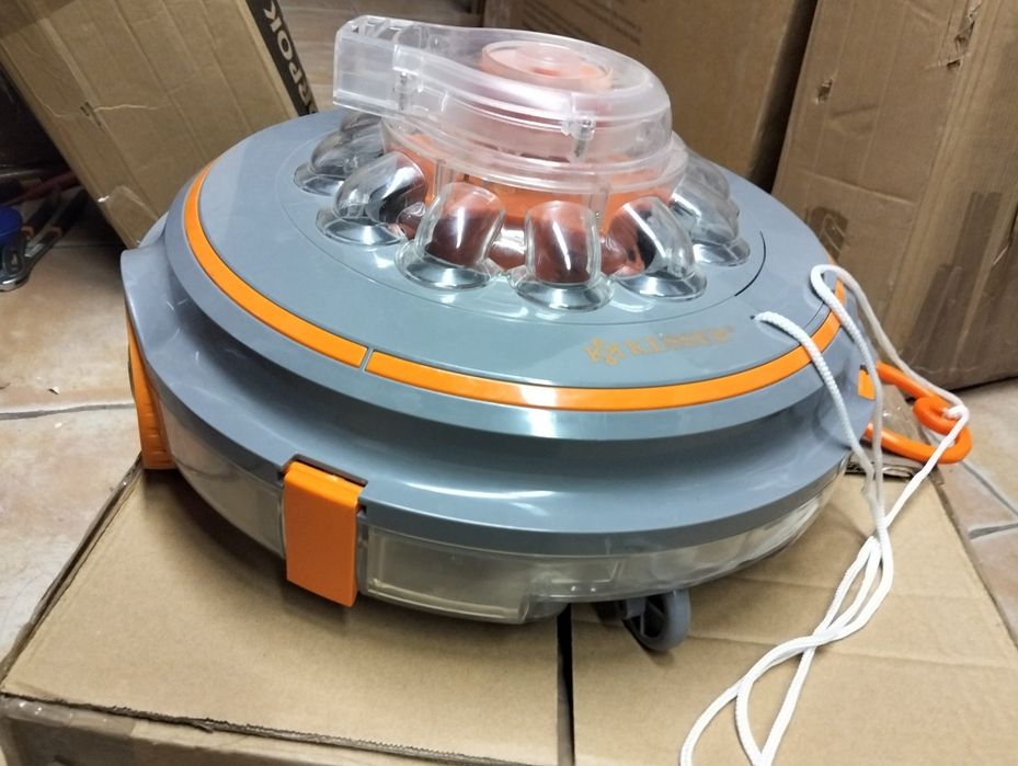 Robot curățare piscina, 4 baterii Li-lon, 5200 mAh, frânghie 3 M, 27wati, 80L/minut