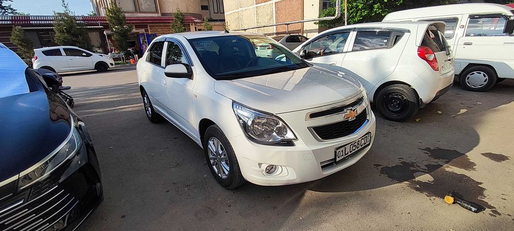 Продам авто абсолютно новое.