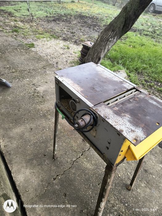 Abric rusesc fara accesorii