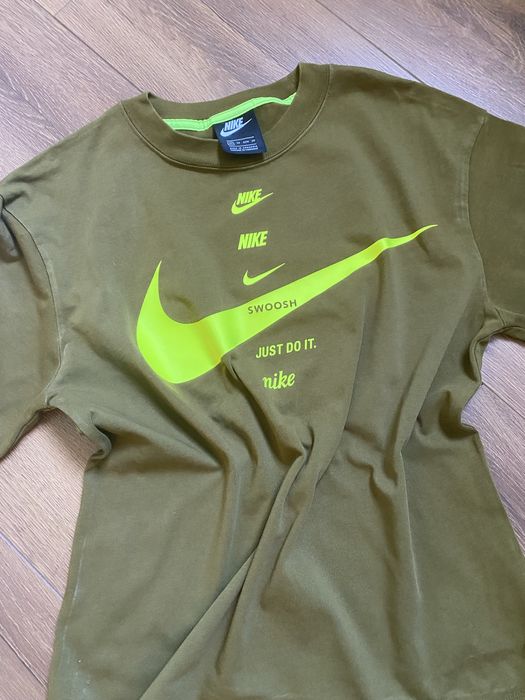 Дамски тениски guess ,pause jeans,nike