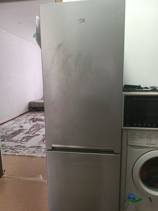 Продам холодильник Беко