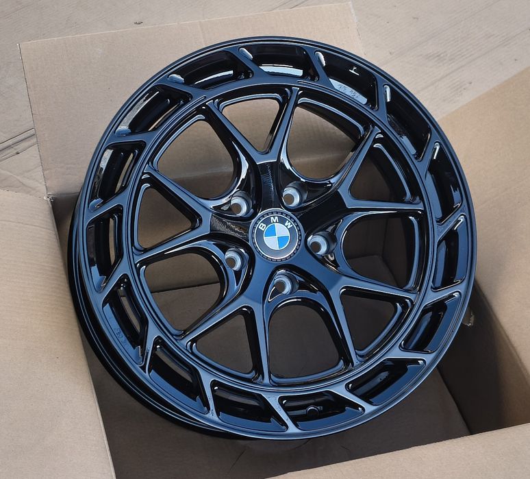 Jante 18 BMW seria 1, 2, 3, 4, 5, 6 7 sau X1 X2 X3 X4 X5 Z8
Jante Noi cu Factura și Garantie
Magazin authauss.ro