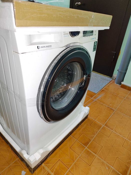 Стиральная машинку продам