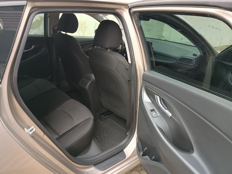 Hyundai i30 1.4Led/Lane Asist/Bluetooth/Pilot automat/euro 6 An2019