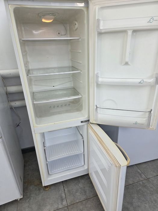 Продам  холодильник самсунг