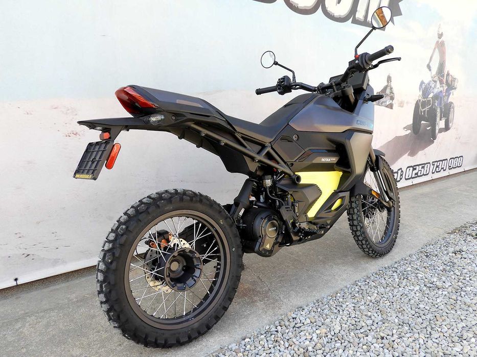 Motocicleta electrica Can-Am Origin 35kW 2025 Rate | Leasing