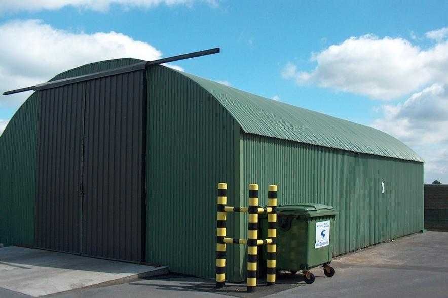 Hala second hand 160mp