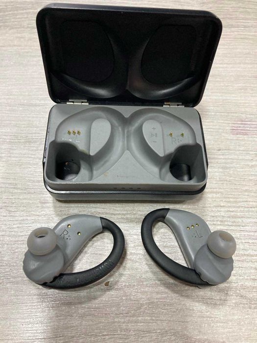 Спортни слушалки JBL Endurance Peak