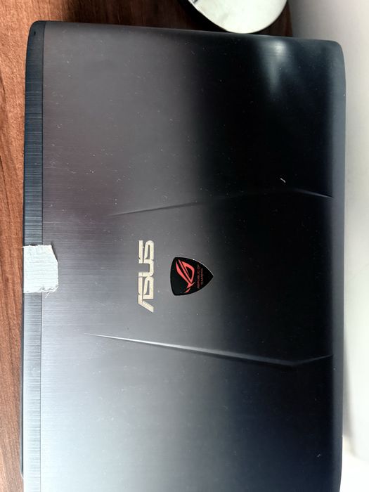 ASUS ROG GL752VW – i7 / 32 GB RAMn