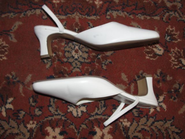 Pantofi/ sandale de piele naturala, toc mediu, marimea 37