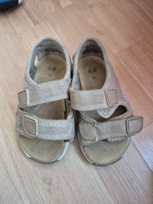 Vand sandale H&M
