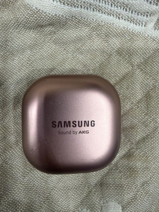 Наушники Samsung buds