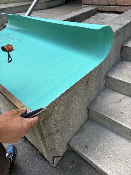 Placa clingherit debitare la cerere
