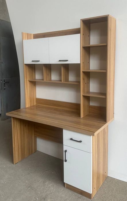 Письменный стол Лион