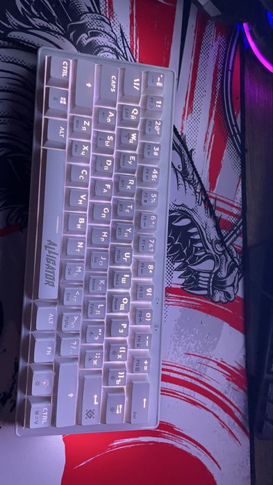 продаю клавиатуру aligator GK-315 white
