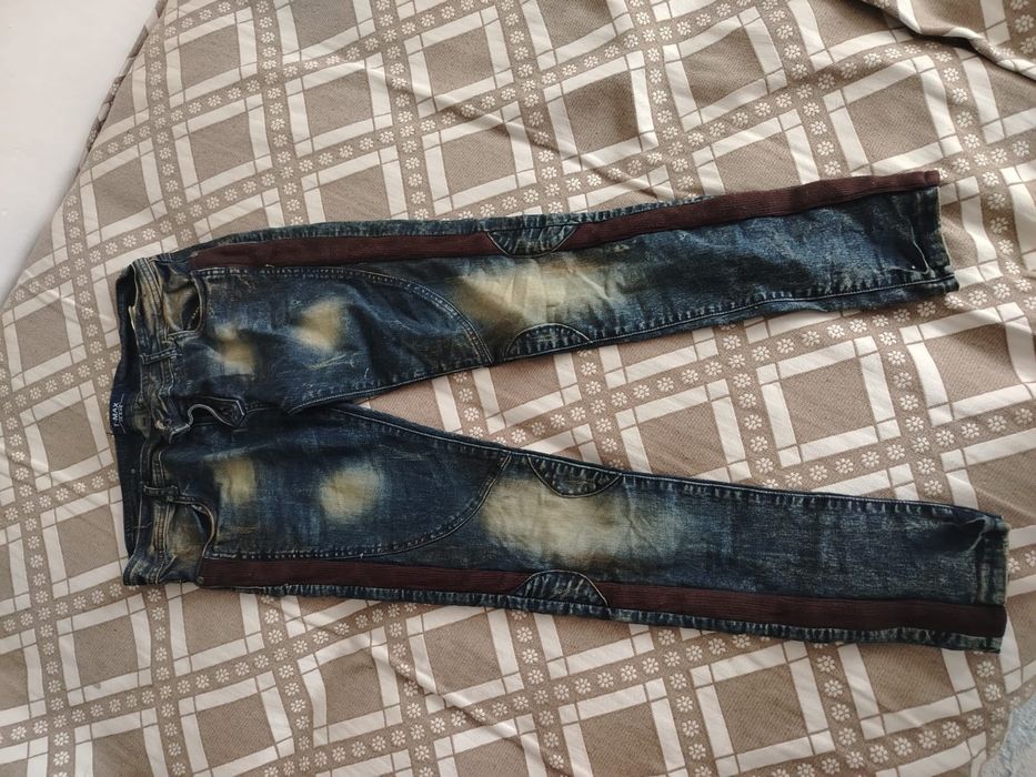 Джинсы новые из ОАЭ