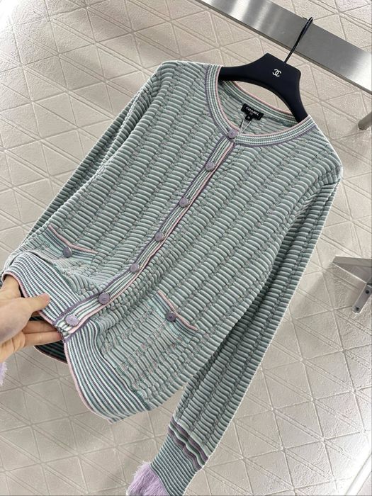 Жилетки C.h.a.n.e.l