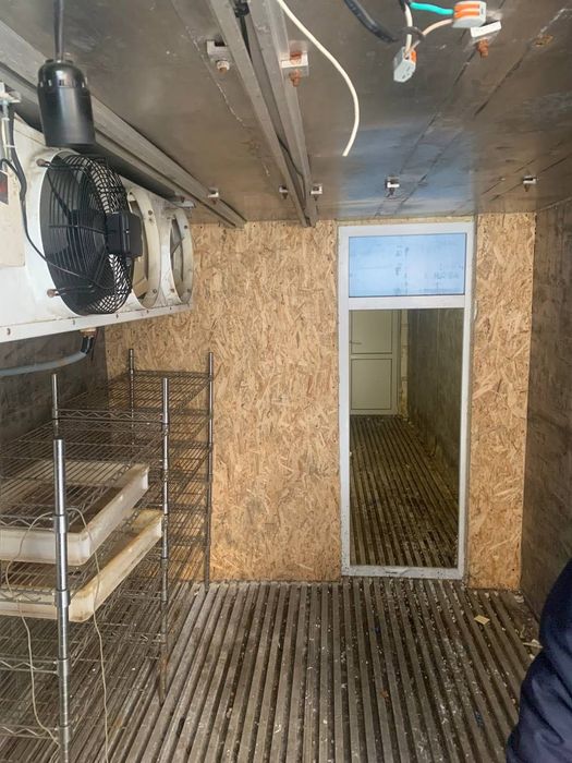 Рабочий Рефрижератор (холодильный) контейнер (серия Alka)