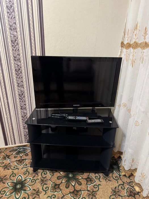 Диваны, телевизор