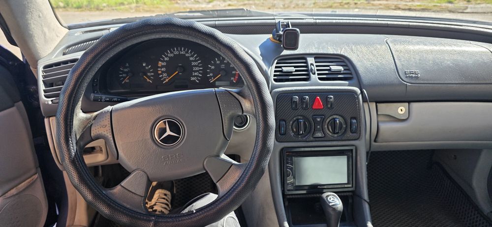 Mersedes-Benz CLK 230 2.3 kompressor