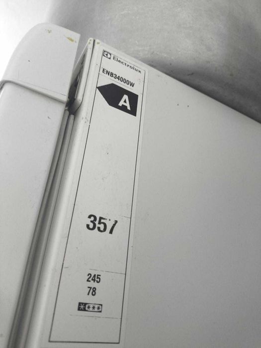 Electrolux холодильник