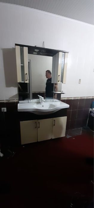 Продам тумба с раковиной