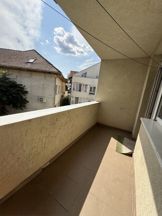 Apartament 2 camere de închiriat