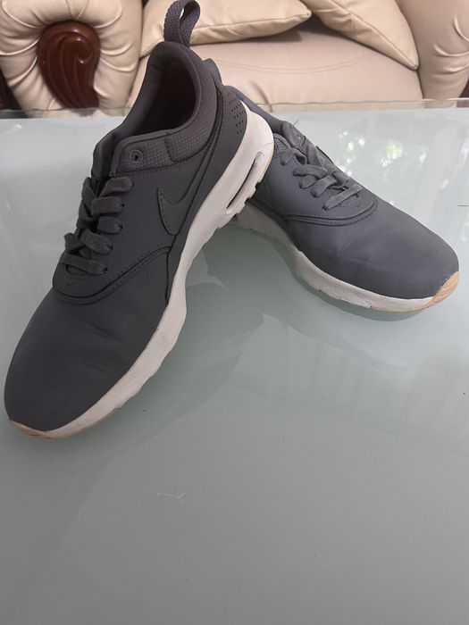 Cand adidasi Nike Airmax