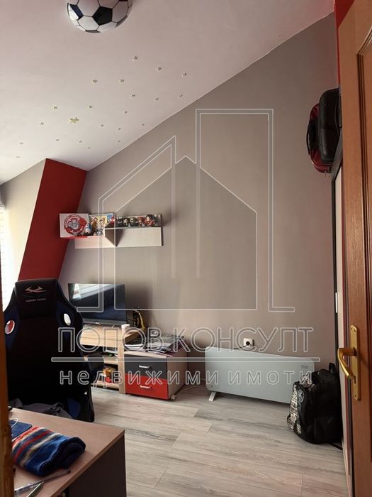 Продава се Четиристаен апартамент в Пловдив, Кършияка - 94 кв.м за 1085 €/кв.м - Снимка #3