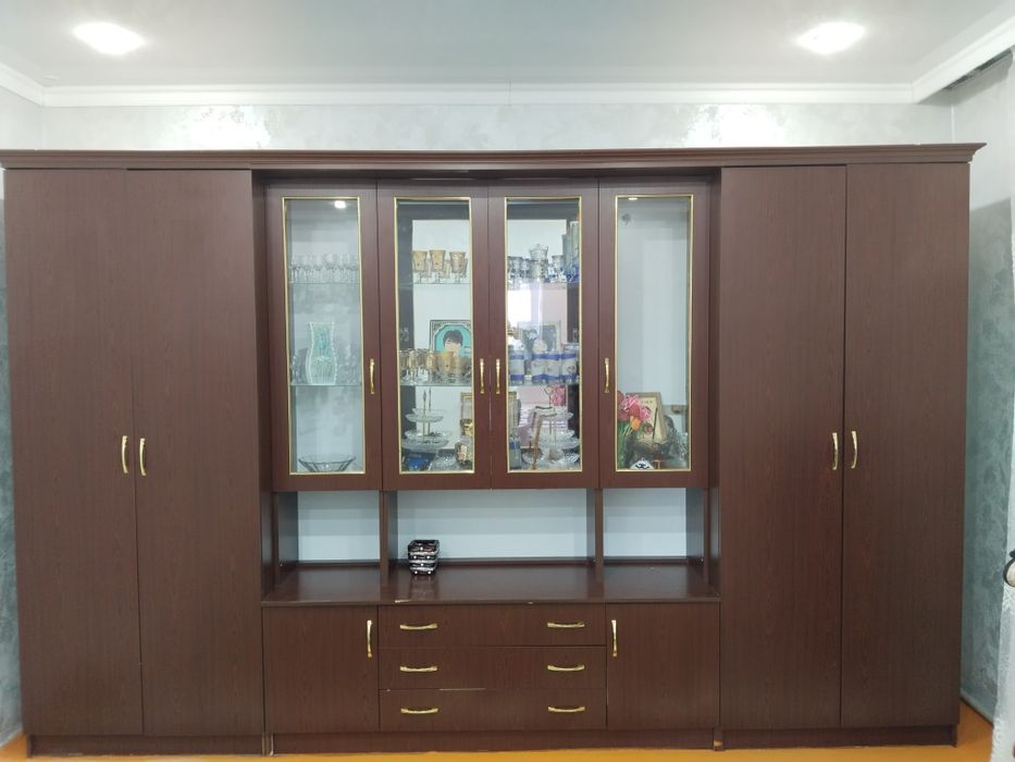 Гостиный стенка сатылады