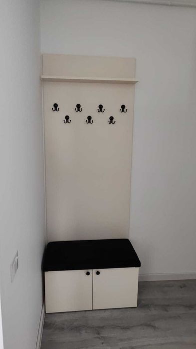 Ofer spre închiriere apartament cu 2 camere, mobilat și utilat