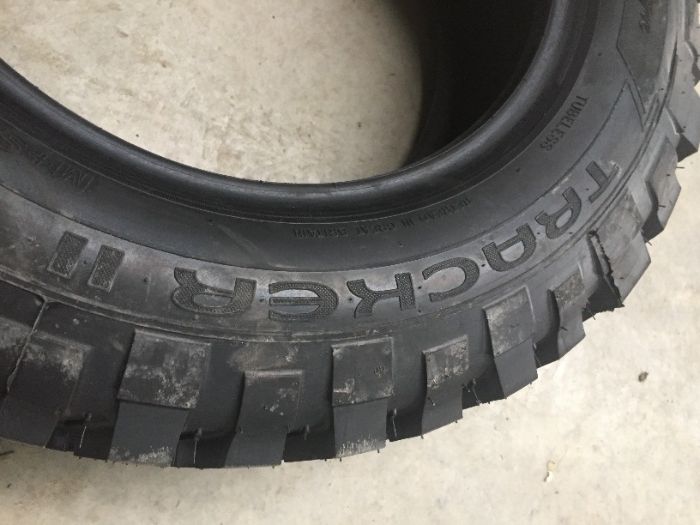 215 65 16 M/T Tehnic Tracker II (resapat) Off ROAD