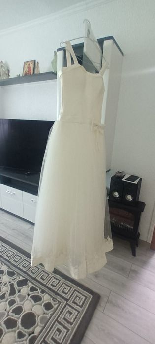 Vand rochie mireasa