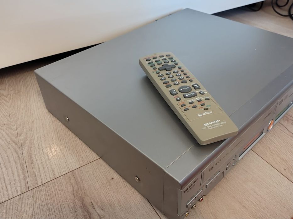 Video combo Sharp DV NC65S